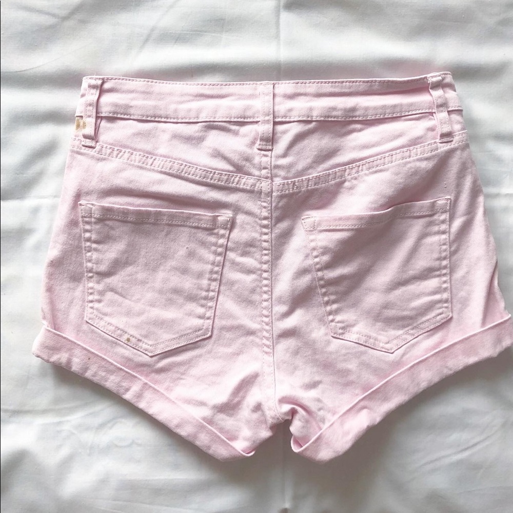 H&M pink shorts